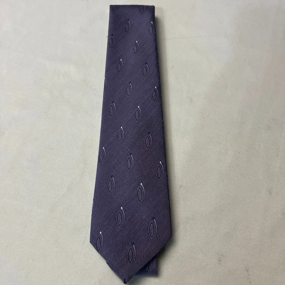 Austin Manor Mens Necktie Purple Paisley Print‎ Business Career Formal Tie